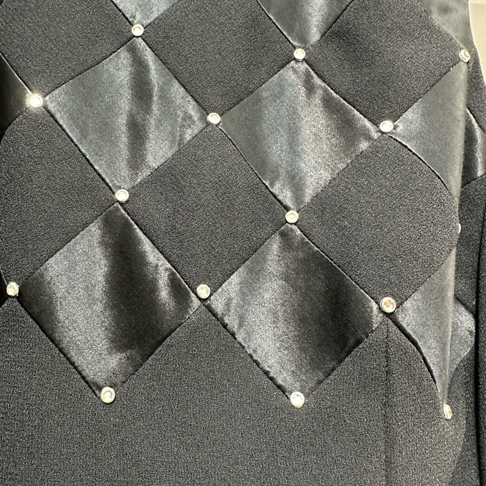 2 Pieces of Joseph Ribkoff Black Midi Dress with Geometric Accents and Blazer - Picture 7 of 12
